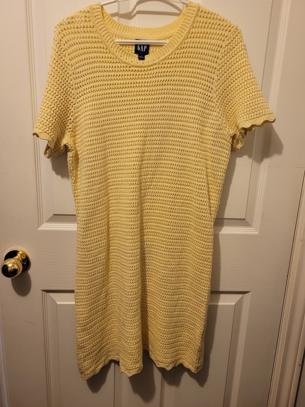 GAP Pale Yellow Knit Crewneck Sweater